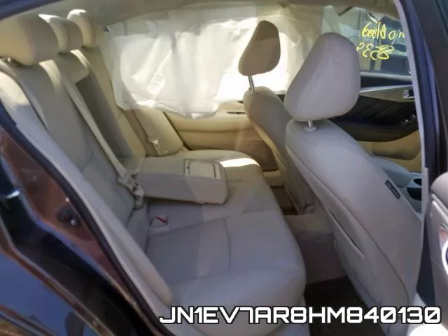 JN1EV7AR8HM840130_6.webp