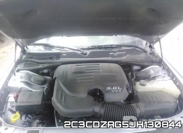 2C3CDZAG5JH130844_10.webp