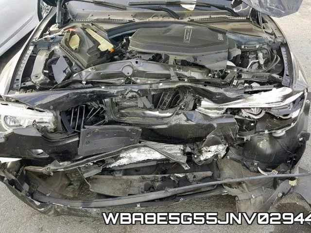 WBA8E5G55JNV02944_7.webp