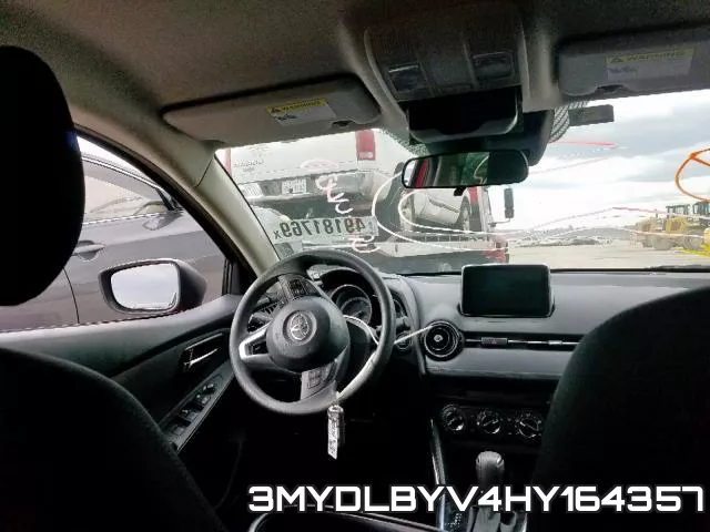 3MYDLBYV4HY164357_9.webp