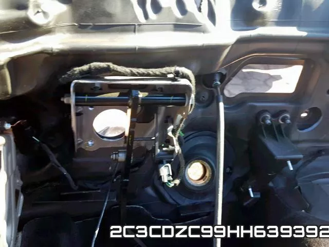 2C3CDZC99HH639392_8.webp