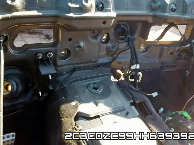 2C3CDZC99HH639392_9.webp