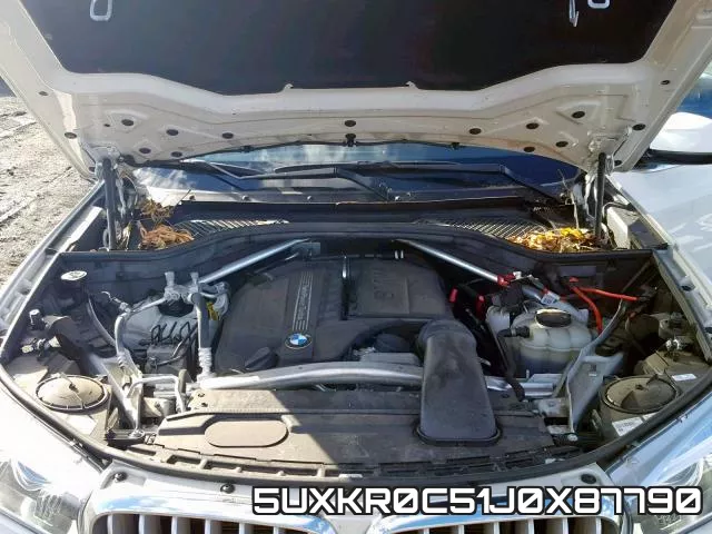 5UXKR0C51J0X87790