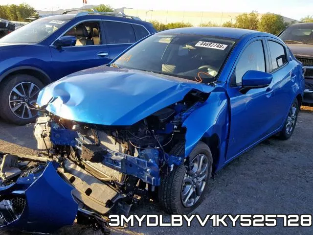 3MYDLBYV1KY525728_2.webp