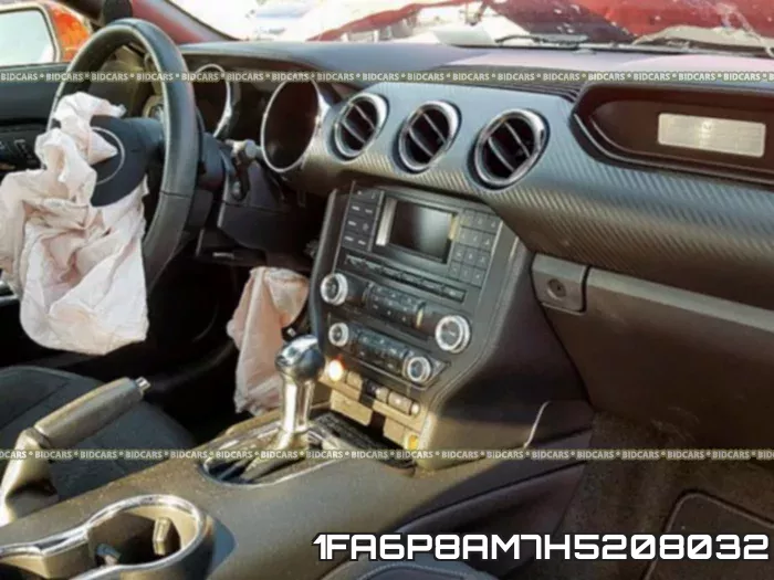 1FA6P8AM7H5208032_9.webp