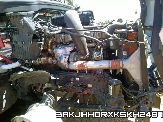 3AKJHHDRXKSKH2487_7.webp
