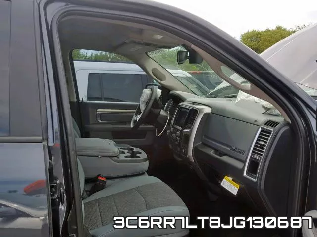 3C6RR7LT8JG130687_5.webp