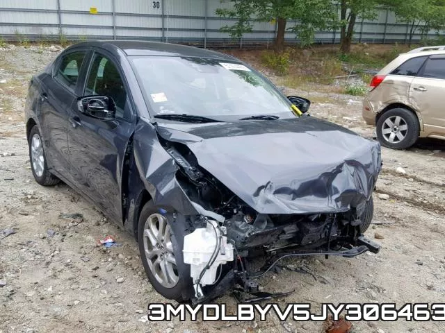 3MYDLBYV5JY306463_1.webp