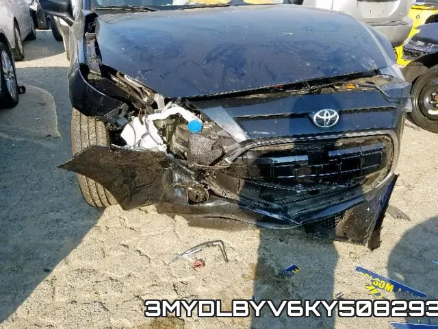 3MYDLBYV6KY508293_9.webp