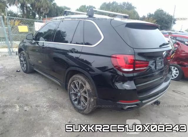 5UXKR2C51J0X08243_3.webp
