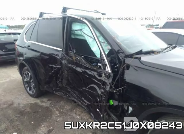 5UXKR2C51J0X08243_6.webp