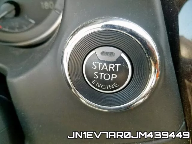 JN1EV7AR0JM439449_9.webp