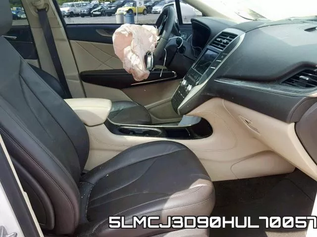 5LMCJ3D90HUL70057_5.webp