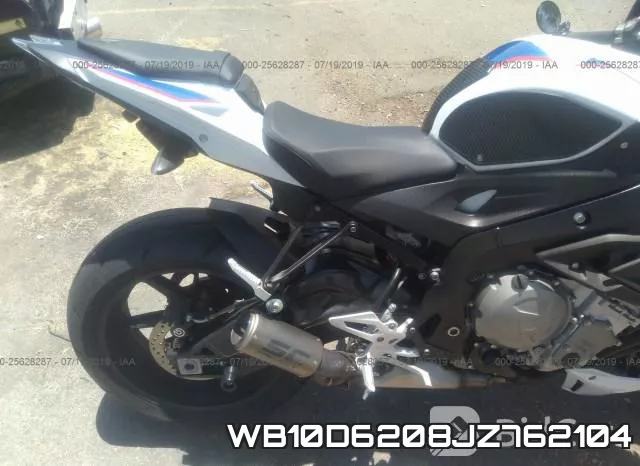 WB10D6208JZ762104