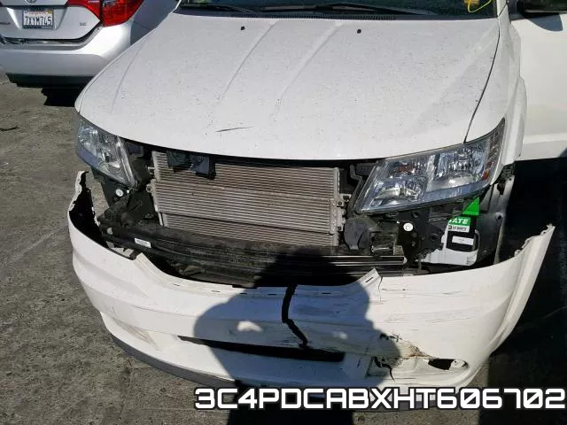3C4PDCABXHT606702_9.webp