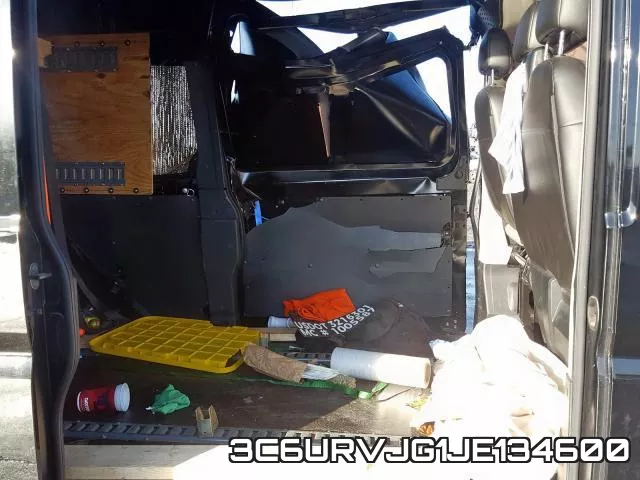 3C6URVJG1JE134600_6.webp