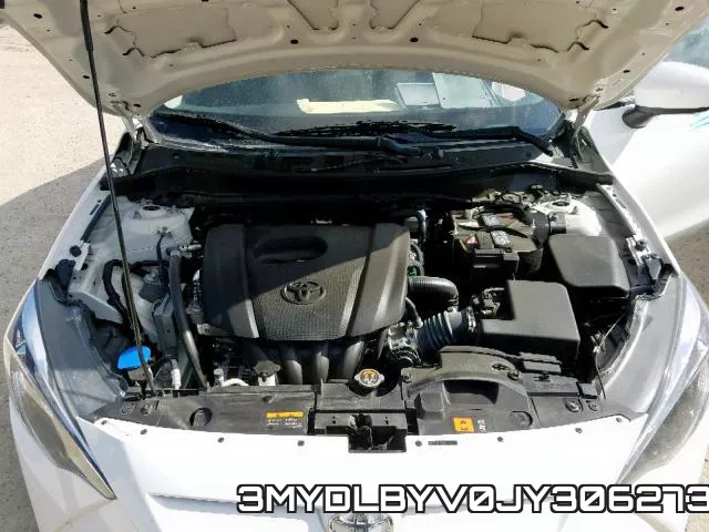 3MYDLBYV0JY306273_7.webp