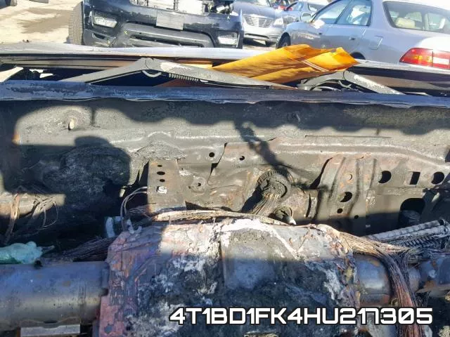 4T1BD1FK4HU217305_8.webp