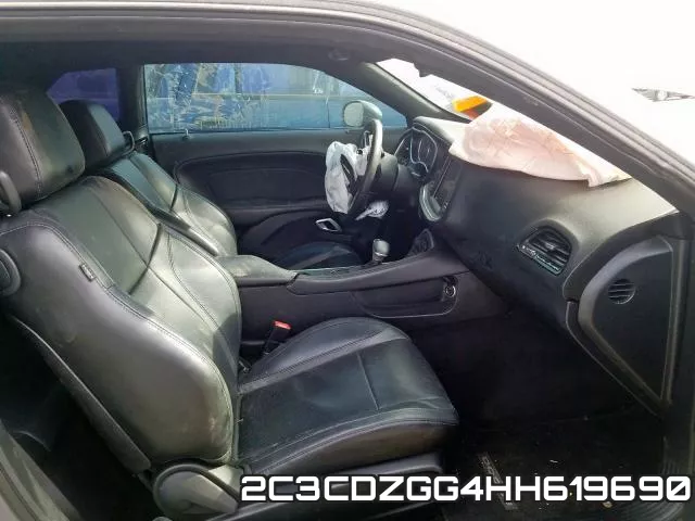 2C3CDZGG4HH619690_5.webp