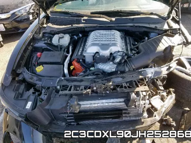 2C3CDXL90JH252868_7.webp