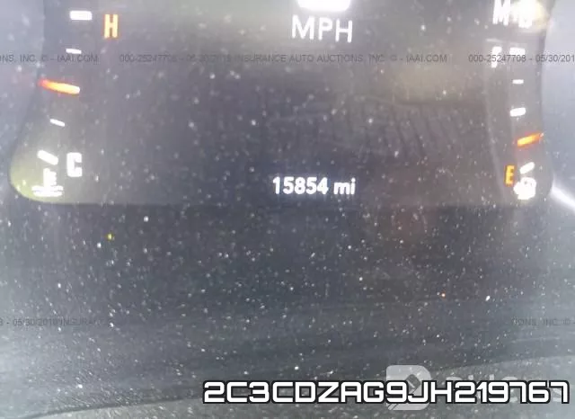 2C3CDZAG9JH219767_7.webp