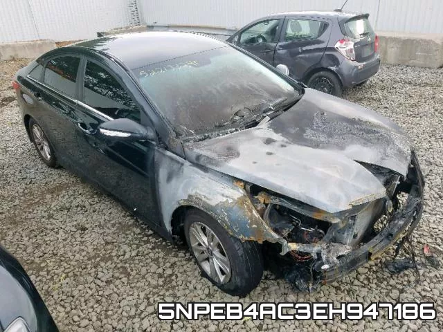 5NPEB4AC3EH947186