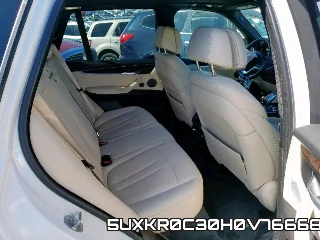 5UXKR0C30H0V76668_6.webp