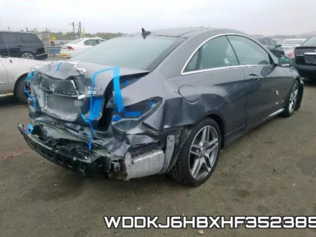 WDDKJ6HBXHF352385_4.webp