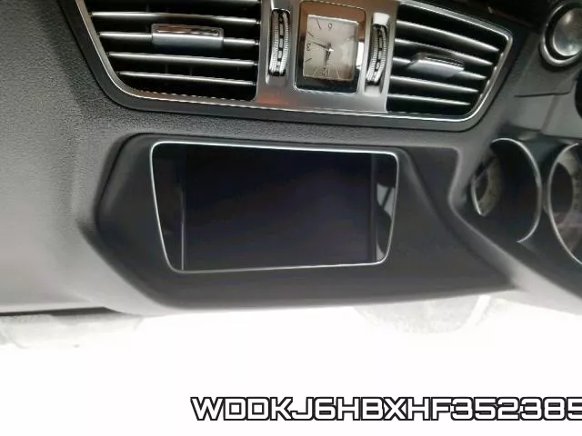 WDDKJ6HBXHF352385_9.webp