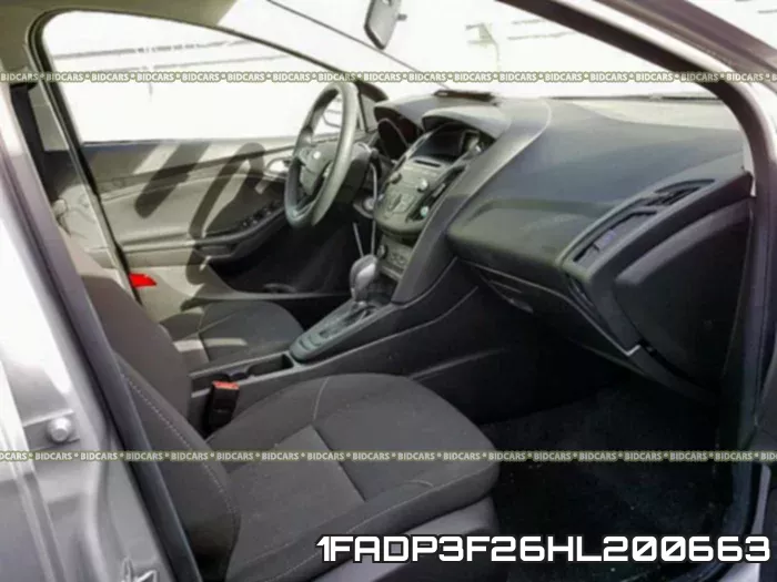 1FADP3F26HL200663_5.webp