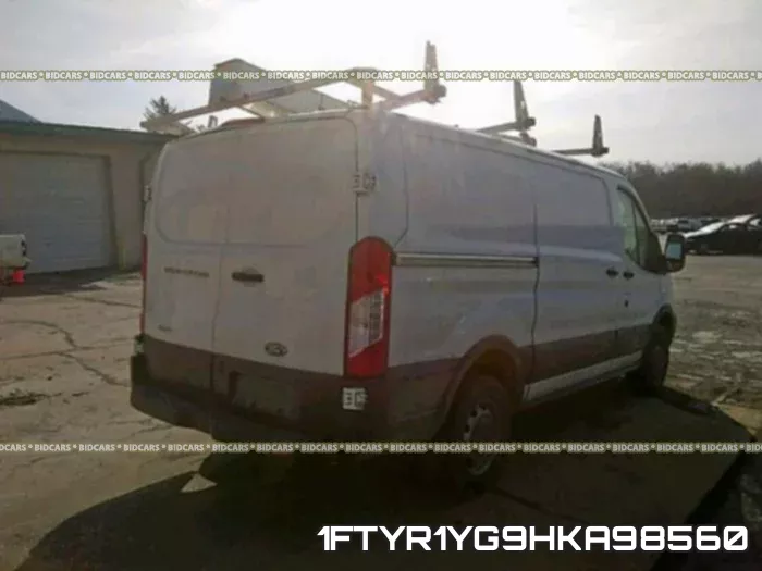 1FTYR1YG9HKA98560_4.webp