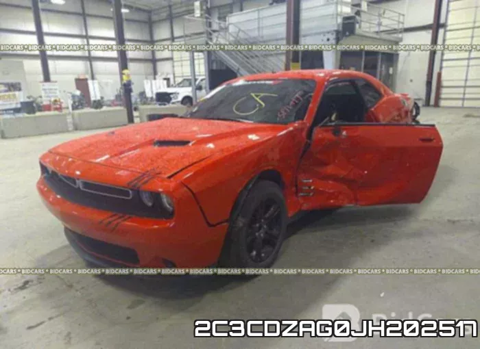 2C3CDZAG0JH202517_2.webp