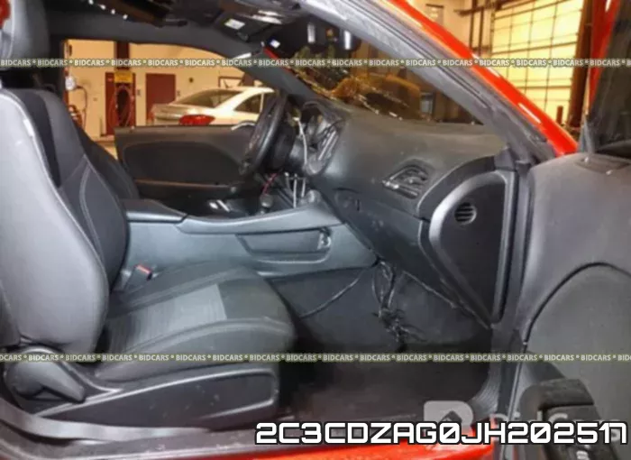 2C3CDZAG0JH202517_5.webp