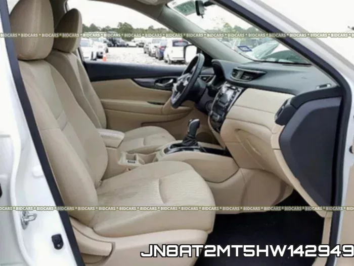 JN8AT2MT5HW142949_5.webp