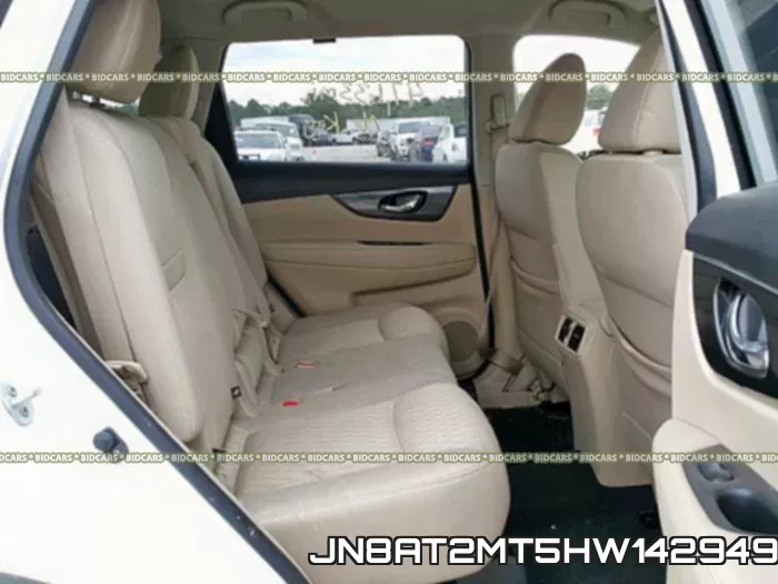 JN8AT2MT5HW142949_6.webp