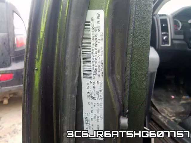 3C6JR6AT5HG607757_10.webp