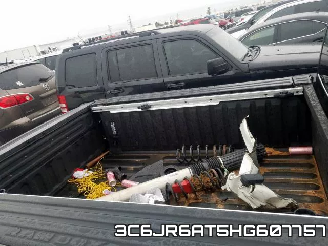 3C6JR6AT5HG607757_6.webp