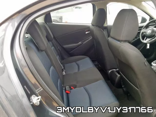 3MYDLBYV1JY317766_6.webp
