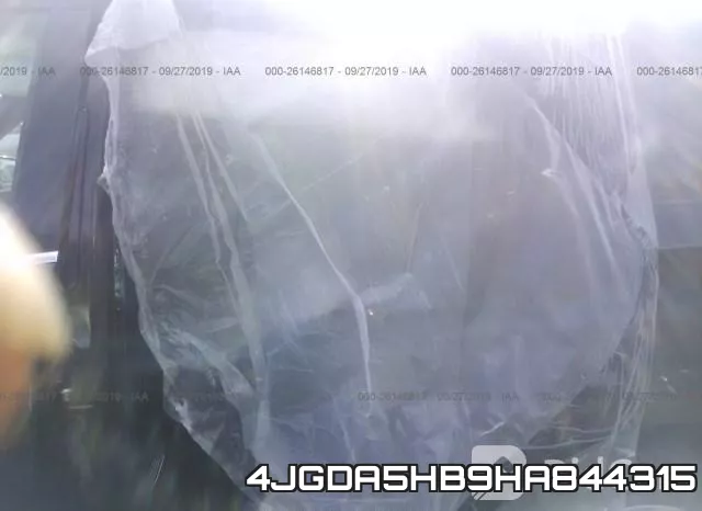4JGDA5HB9HA844315_6.webp