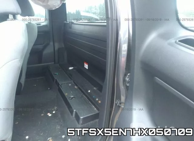 5TFSX5EN7HX050709_8.webp