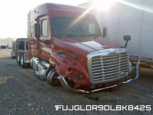 1FUJGLDR9DLBK8425