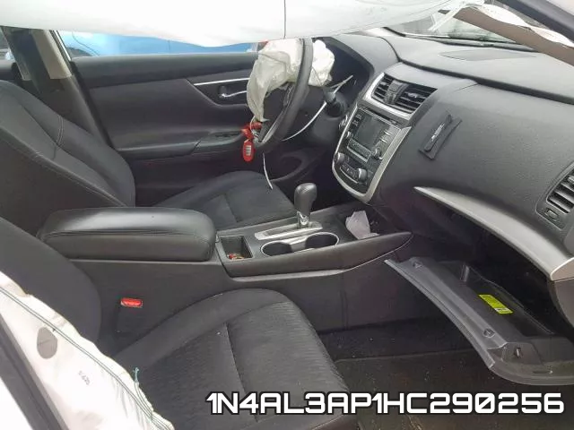 1N4AL3AP1HC290256_5.webp