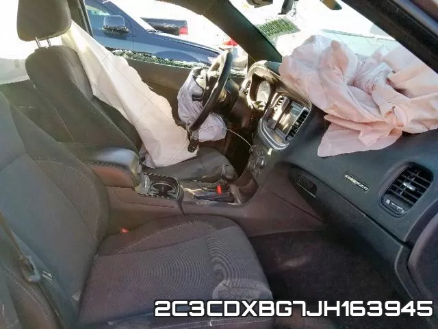 2C3CDXBG7JH163945_5.webp