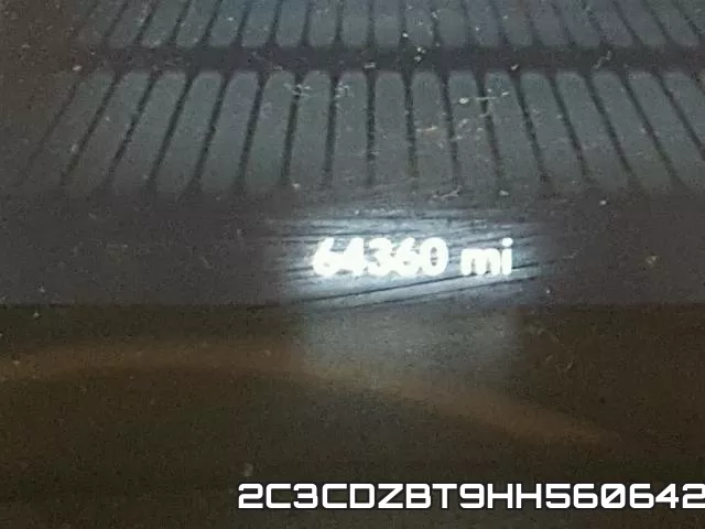 2C3CDZBT9HH560642_8.webp