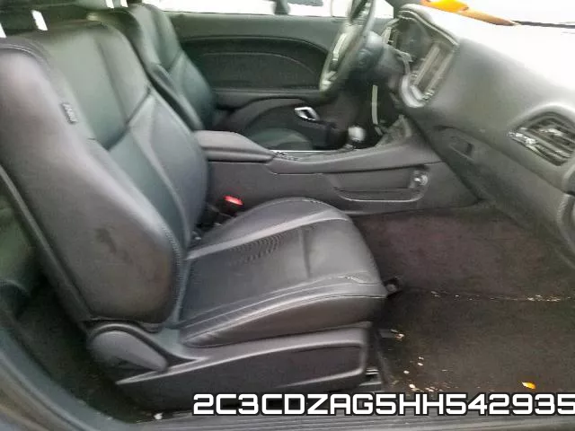 2C3CDZAG5HH542935_5.webp