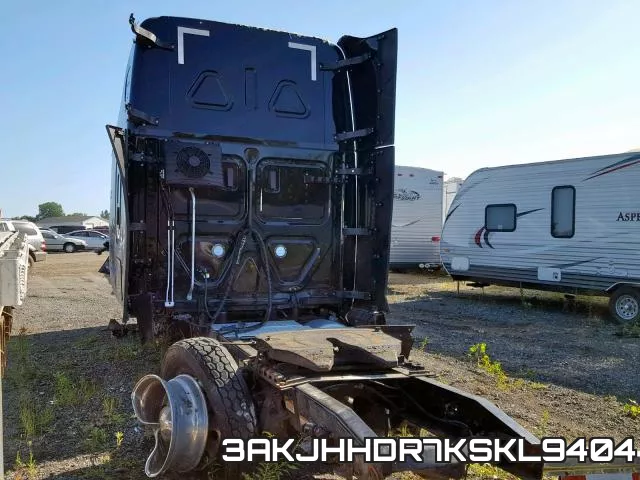 3AKJHHDR7KSKL9404_3.webp