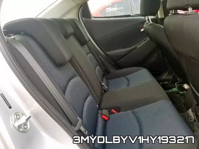 3MYDLBYV1HY193217_6.webp