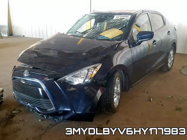 3MYDLBYV6HY177983_2.webp
