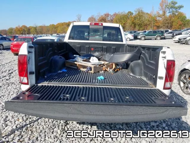 3C6JR6DT3JG202613_6.webp