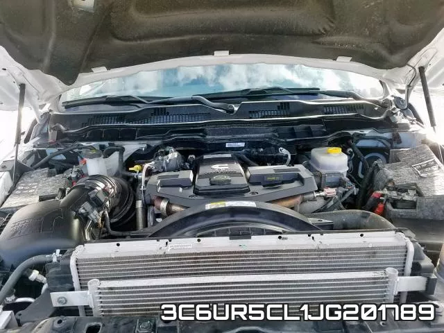3C6UR5CL1JG201789_7.webp